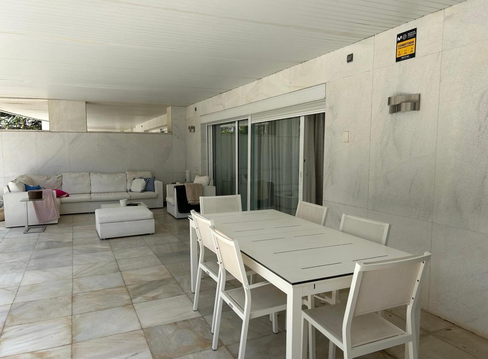El Embrujo De Banus Es Lujo, Tranquilidad Y Prestigio En Marbella Apartment Exterior photo